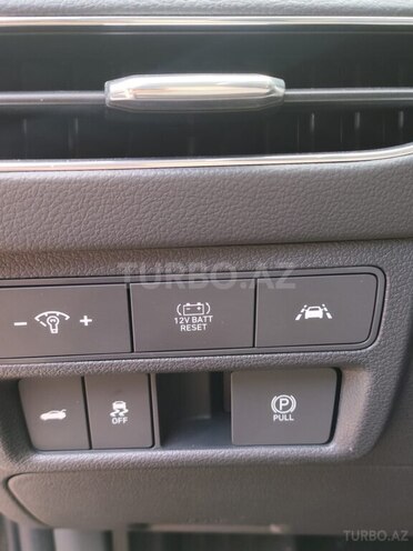Hyundai Sonata-10