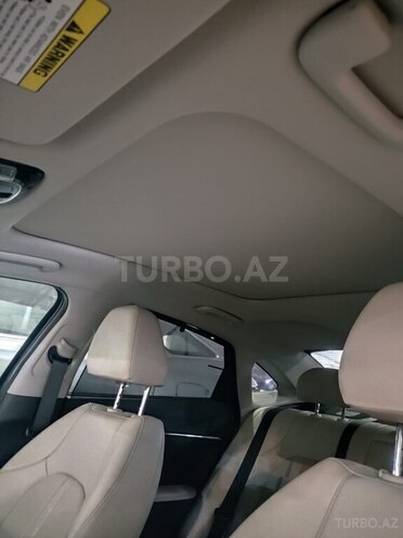 Hyundai Sonata-15