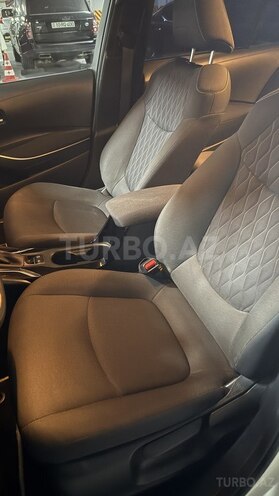 Toyota Corolla-10