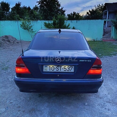 Mercedes C 180-11
