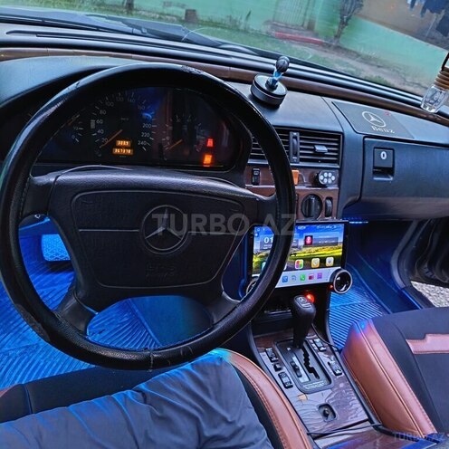 Mercedes C 180-8