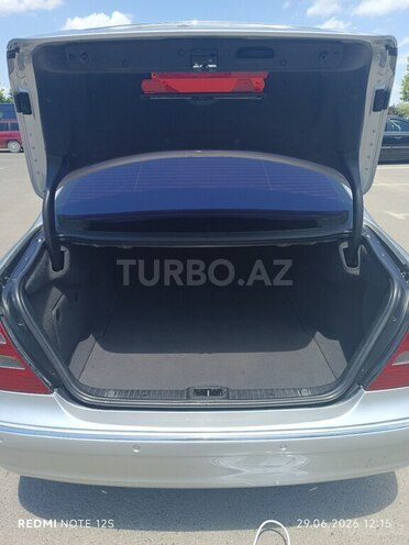 Mercedes E 240-5