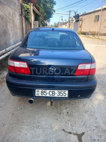 Opel Omega-2