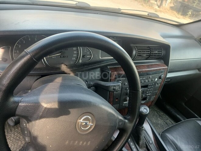 Opel Omega-7