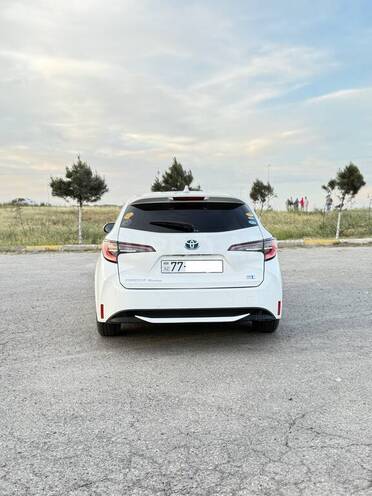 Toyota Corolla-4