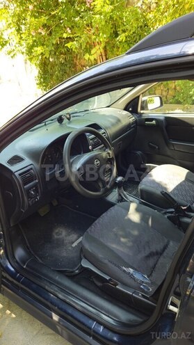 Opel Astra-9