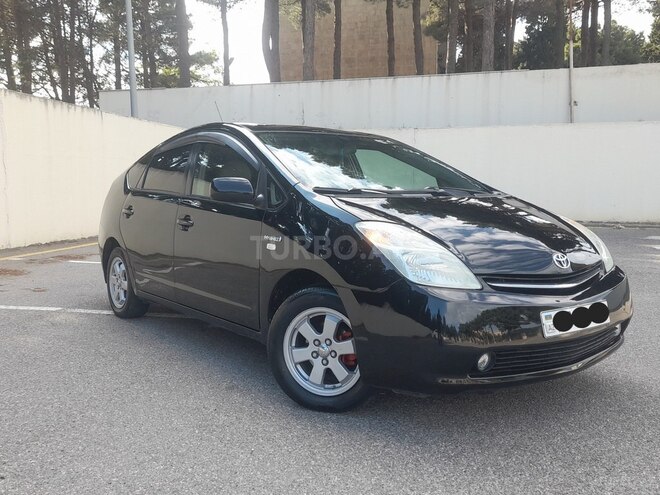 Toyota Prius-3