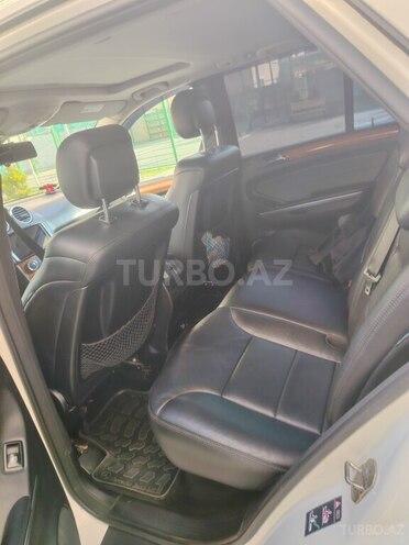 Mercedes ML 350 4MATIC-9