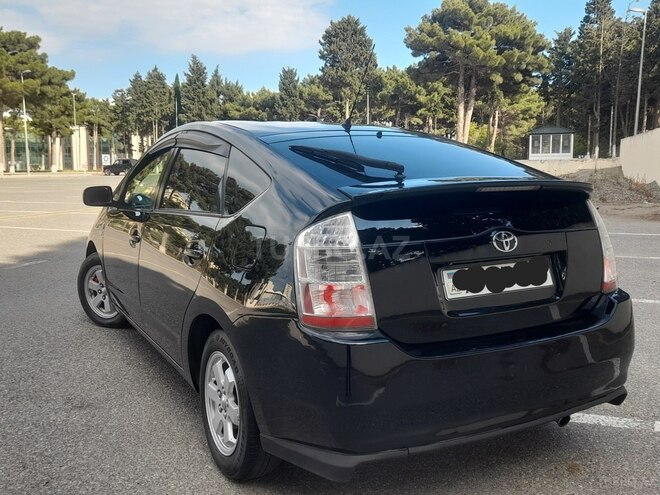 Toyota Prius-6