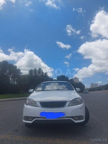 Daewoo Gentra-1