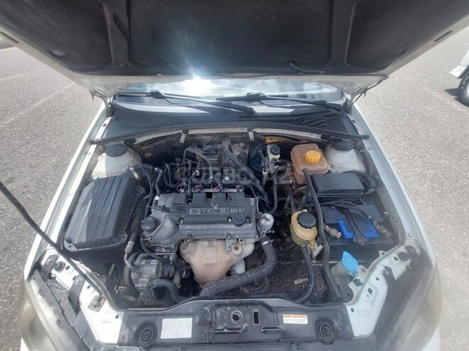 Daewoo Gentra-6