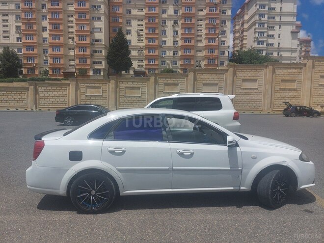 Daewoo Gentra-4