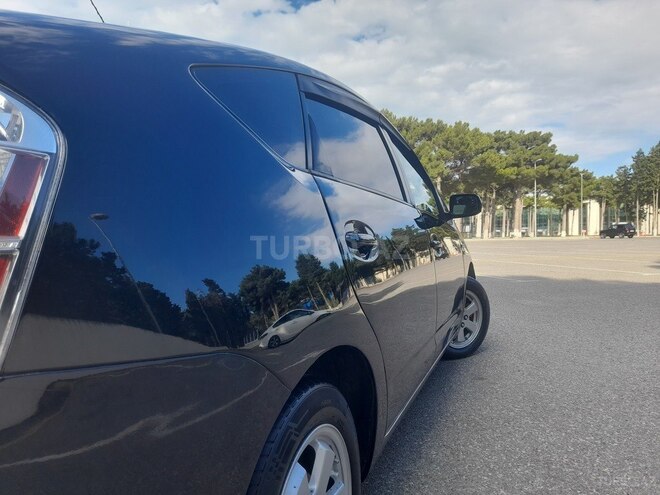Toyota Prius-9