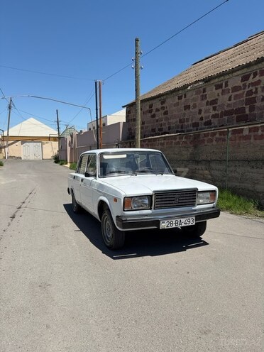 LADA (VAZ) 2107-1