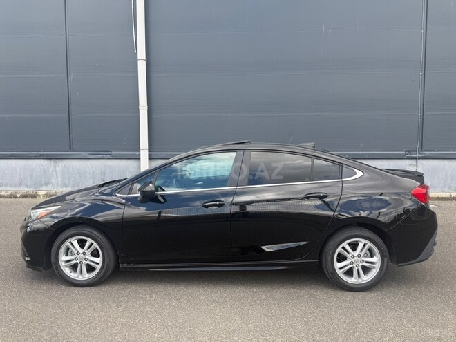 Chevrolet Cruze-17