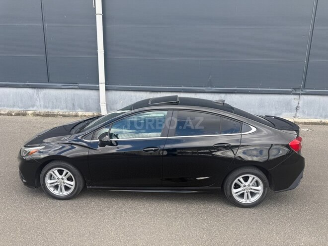 Chevrolet Cruze-18