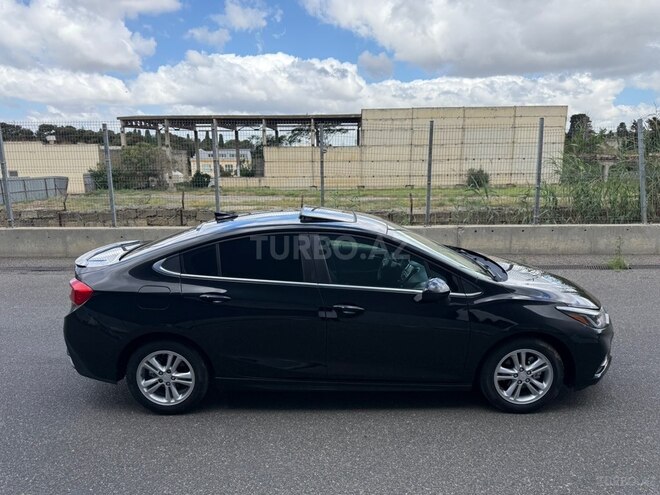 Chevrolet Cruze-11