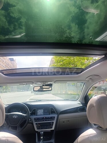 Hyundai Sonata-8