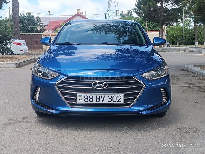 Hyundai Elantra-2