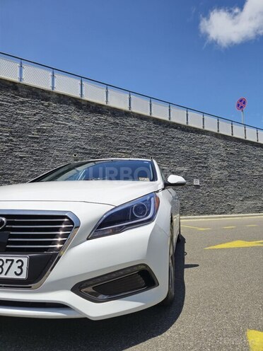 Hyundai Sonata-3
