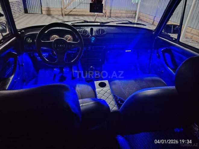 LADA (VAZ) 2106-7