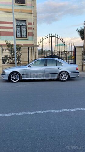 BMW 528-6