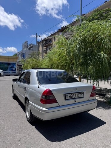 Mercedes C 200-5