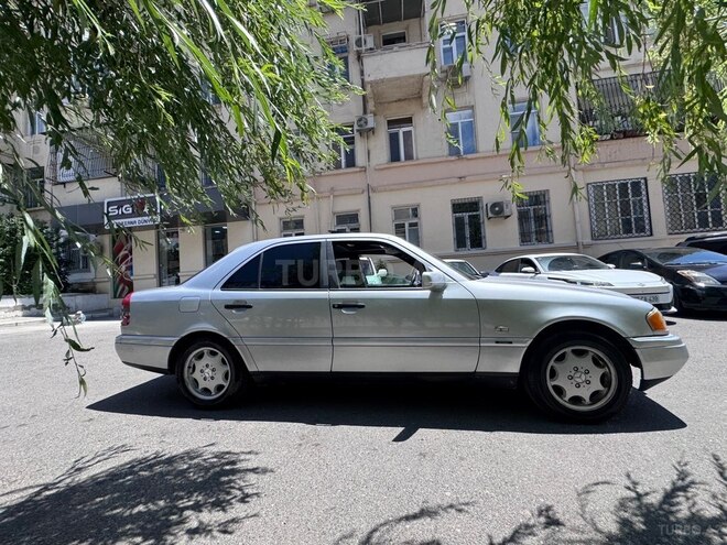 Mercedes C 200-3