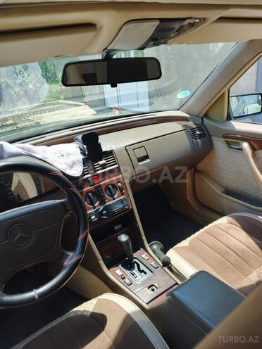 Mercedes C 200-6