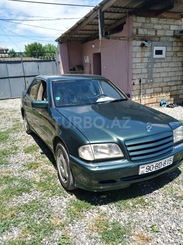Mercedes C 200-4