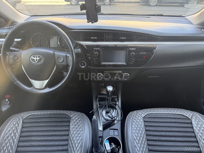 Toyota Corolla-2