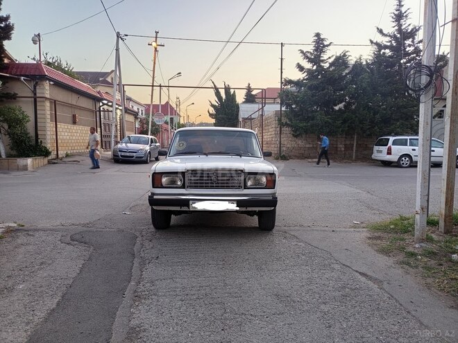 LADA (VAZ) 2107-8