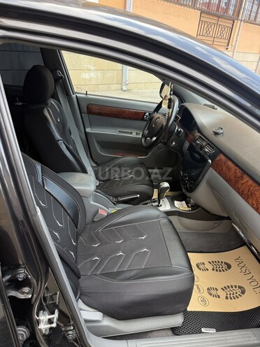 Daewoo Gentra-10
