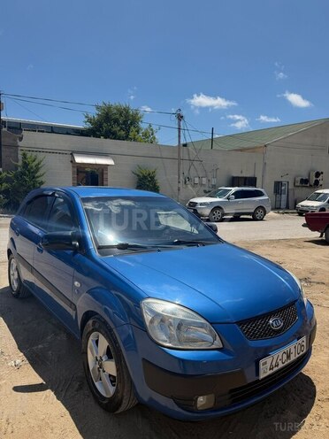 Kia Rio-2