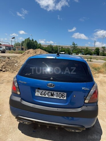 Kia Rio-4