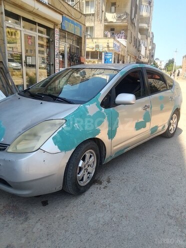 Toyota Prius-7