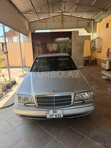 Mercedes C 230-1