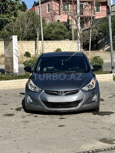 Hyundai Avante-1