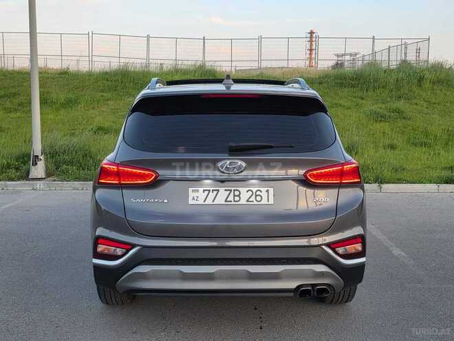 Hyundai Santa Fe-12
