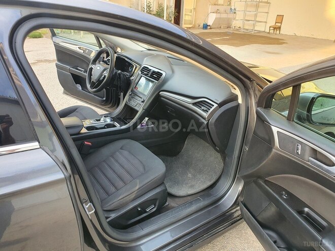 Ford Fusion (North America)-9