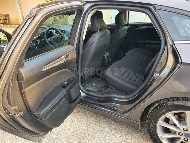 Ford Fusion (North America)-8