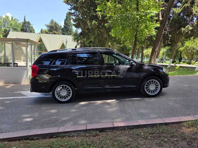 Renault Logan-2