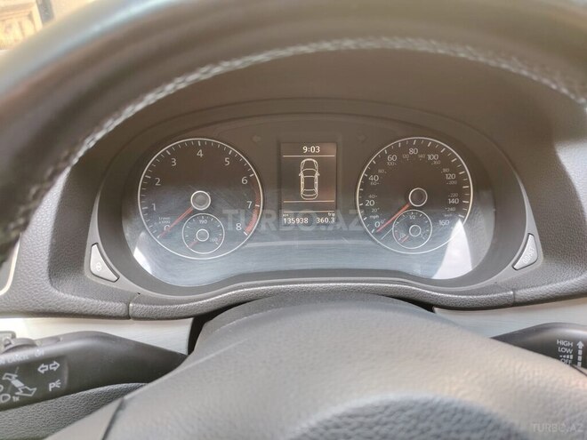 Volkswagen Passat-9
