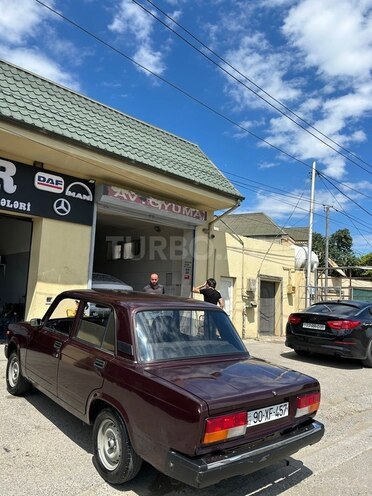 LADA (VAZ) 2107-10
