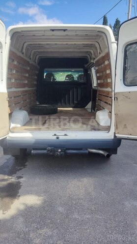 Ford Transit-13