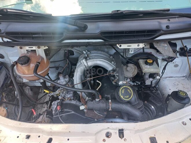 Ford Transit-12