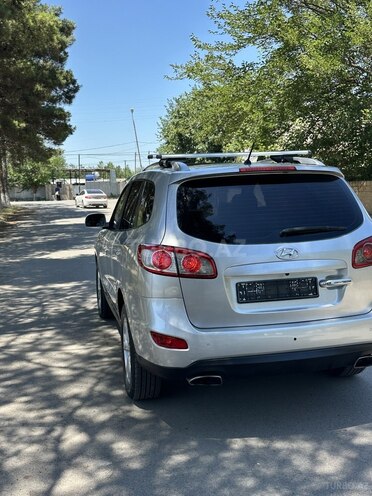 Hyundai Santa Fe-6
