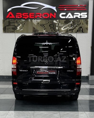 Mercedes Viano-9