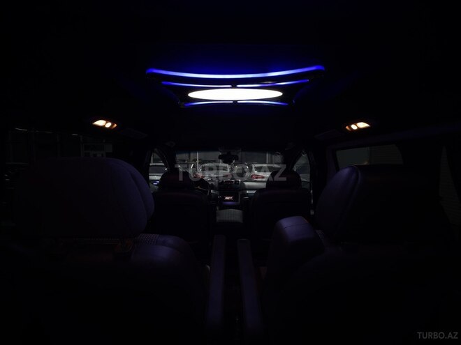 Mercedes Viano-21