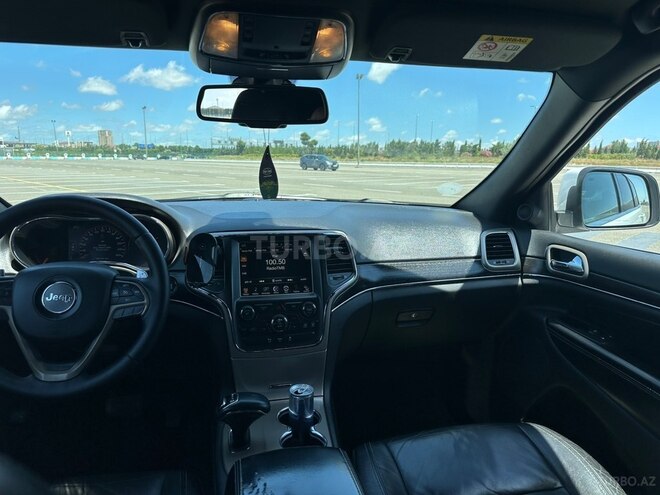 Jeep Grand Cherokee-8